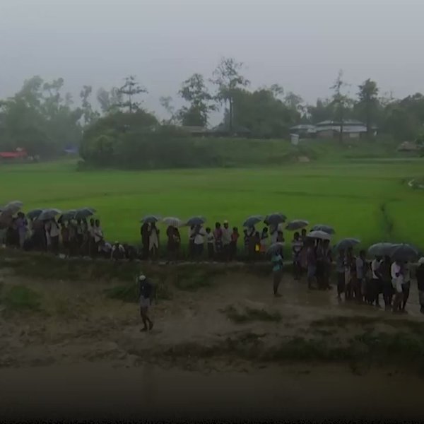 Perishing Rohingya Muslims face further adversity in refugee camps    