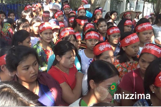 Over 200 factory workers visited Yangon Regional Government office and demanded employment benefits they've been denied, despite having paid for them 