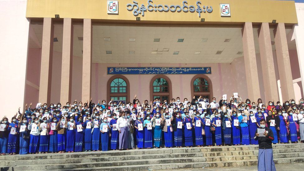 Twitter users in Myanmar experiencing service disruption, after the Junta has already blocked Facebook and Whatsapp this week amid a growing public anger against it