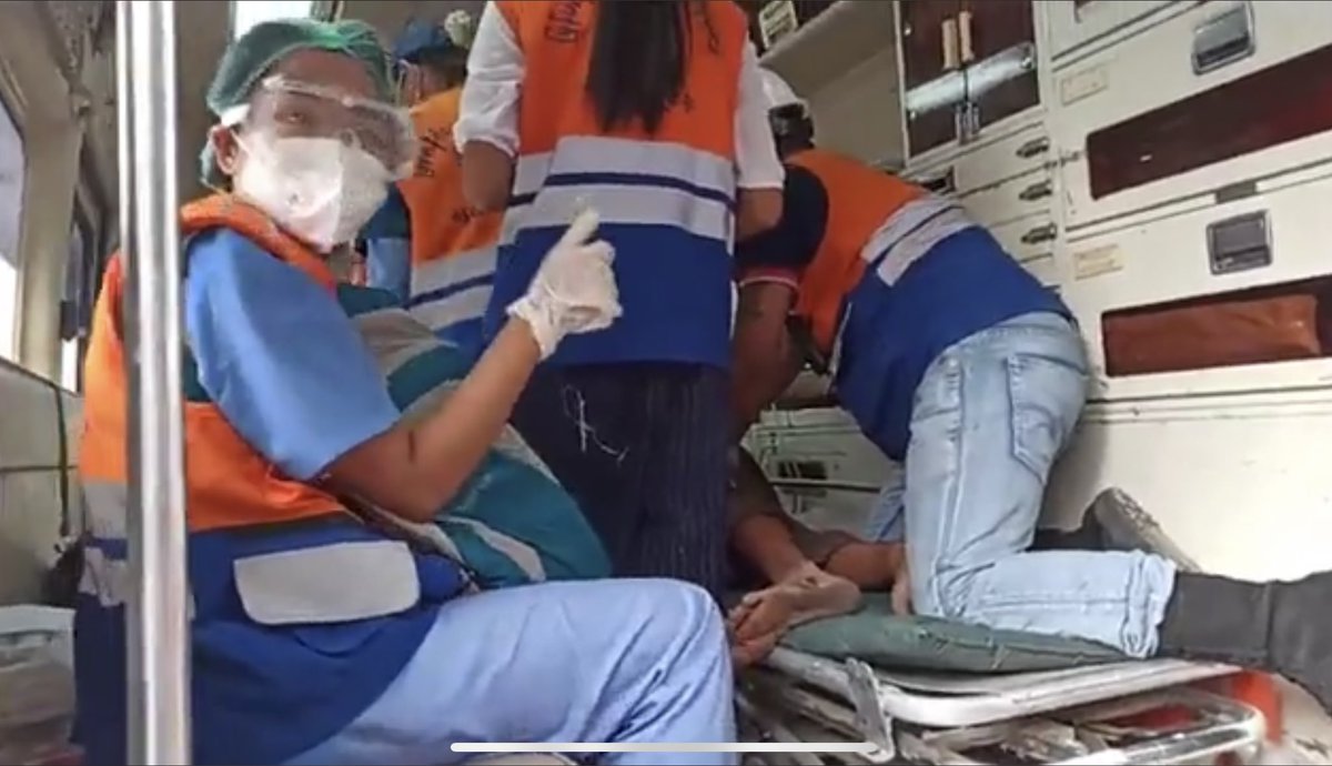Several rounds of live ammo has been shot in Mandalay crackdown. Many civilians critically injured and 2 killed