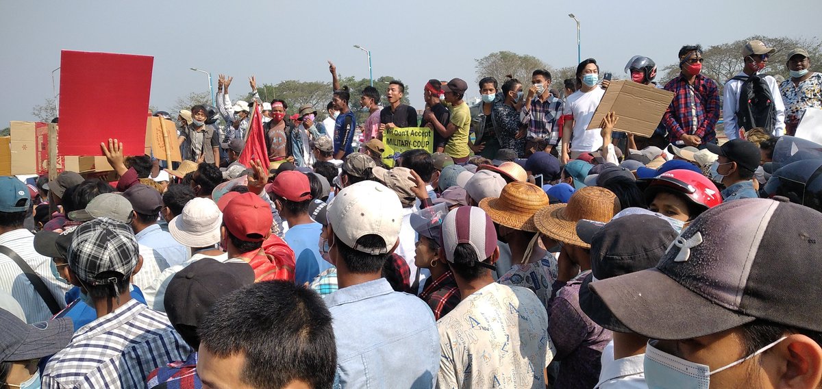 Protests against the coup and for federal democracy continue despite the military shooting and killing peaceful protesters. Protest in Pantanaw today