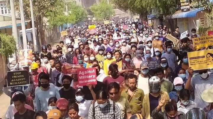 Monywa public rallies continue with full force despite limited internet connection