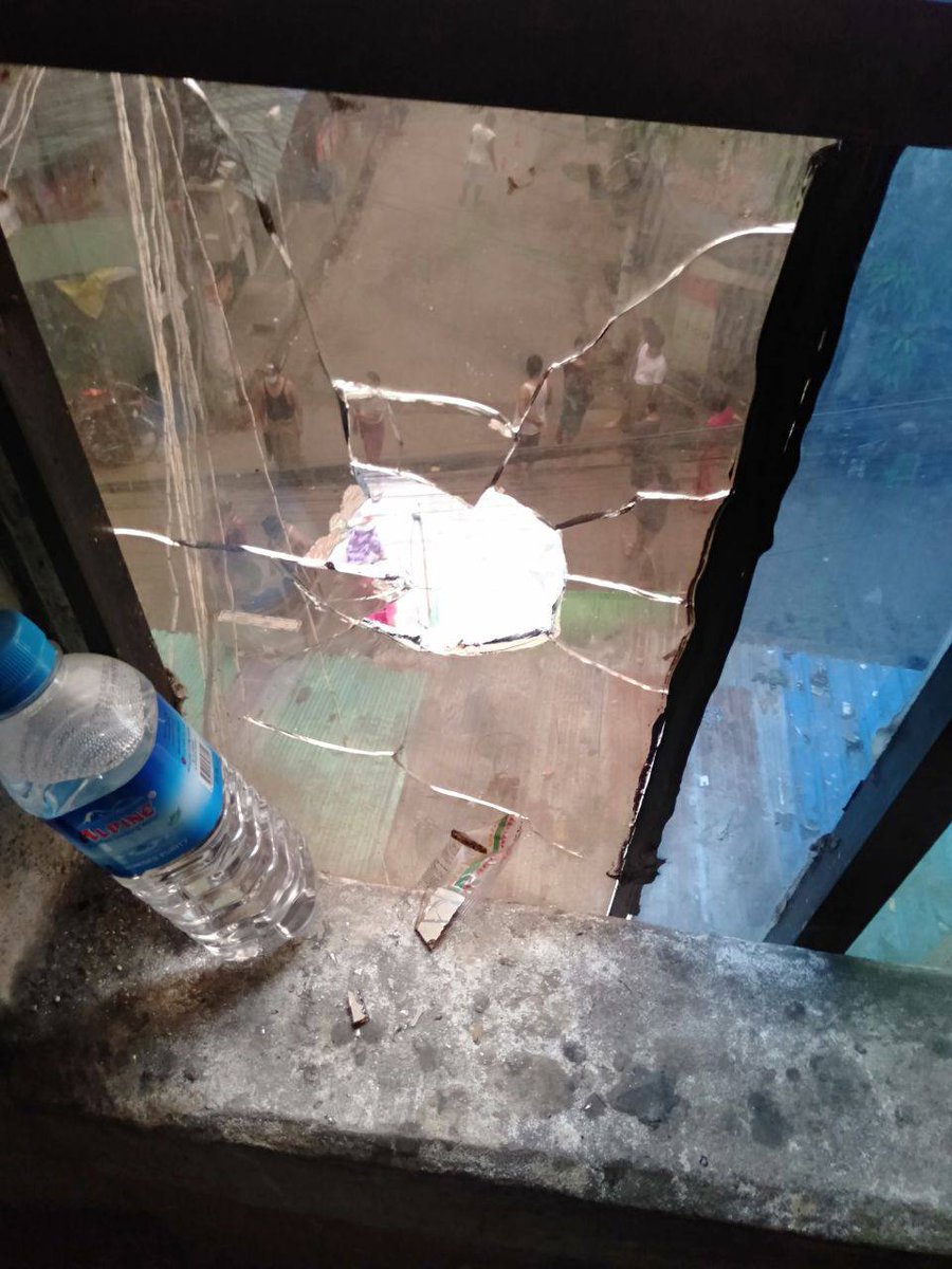 On Apr 5 around 1:05pm in Htan Ta Pin, Kamaryut Tsp, Military threw stones at slingshots at some apartments and houses that some of the windows from that neighborhood got broken. Even people staying at house are getting abused day&night