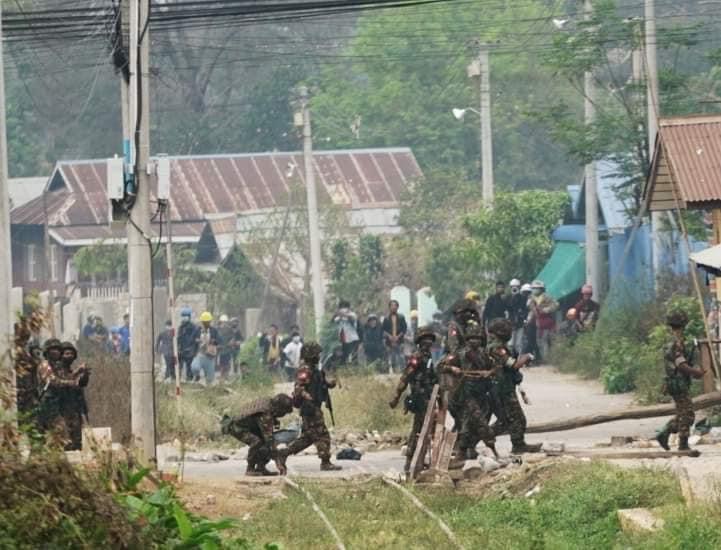 Government security forces attack Kayah protest. At least five anti ...