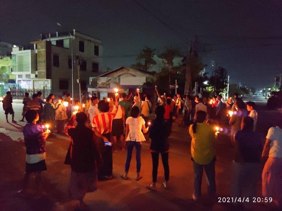 Civillians gathered around and held a candlelight night protest in PyiGyiTaGon, Mandalay