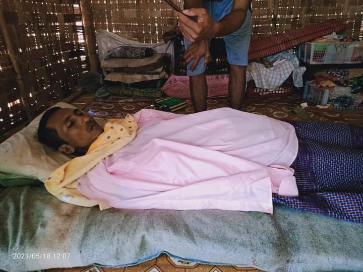 Government troops opened fire on three pedestrians at around 8pm on Monday in Daik-U Township, Bago  Region. Ko Aung Kyaw Moe, 30, was killed and his body taken away. He was married with two children.  