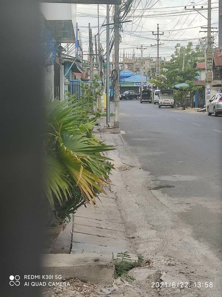 Mandalay: Military blocked 69, 39 Street Mandalay and detained the by passers around 2 pm today