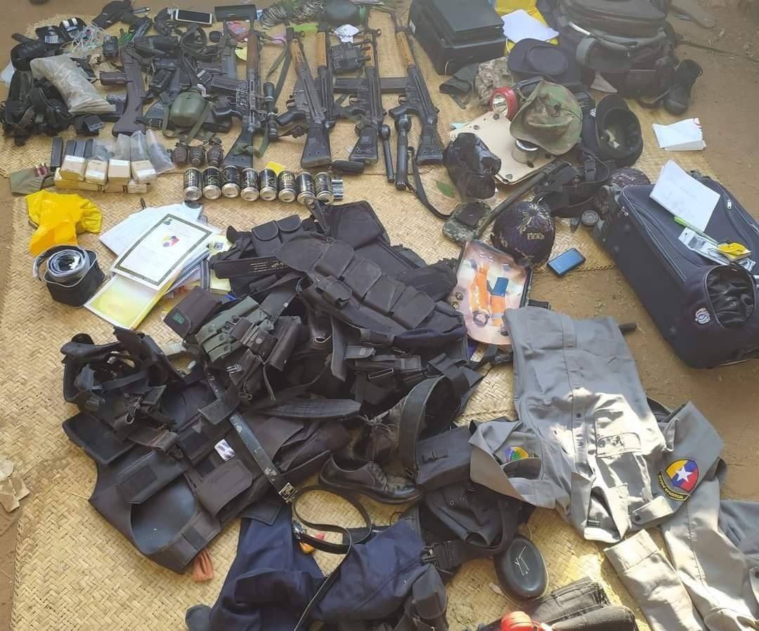 Myanmar: The PDF carried out an attack on Lin Ka Taw police station in Myaing, Magway.  BA-93 SMGs, a BA-94 SMG, BA-63 rifles, Beretta 92FS pattern pistol, Webley .38 Mk IV revolver, MG-1 grenade, mill bombs and more were seized