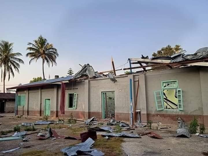 At least four buildings including a church and a convent in Dawh Ngan Khar Village in Kayah State's Demoso Township were damaged when two junta fighter jets bombed the village on Thursday, according to a local resistance group.