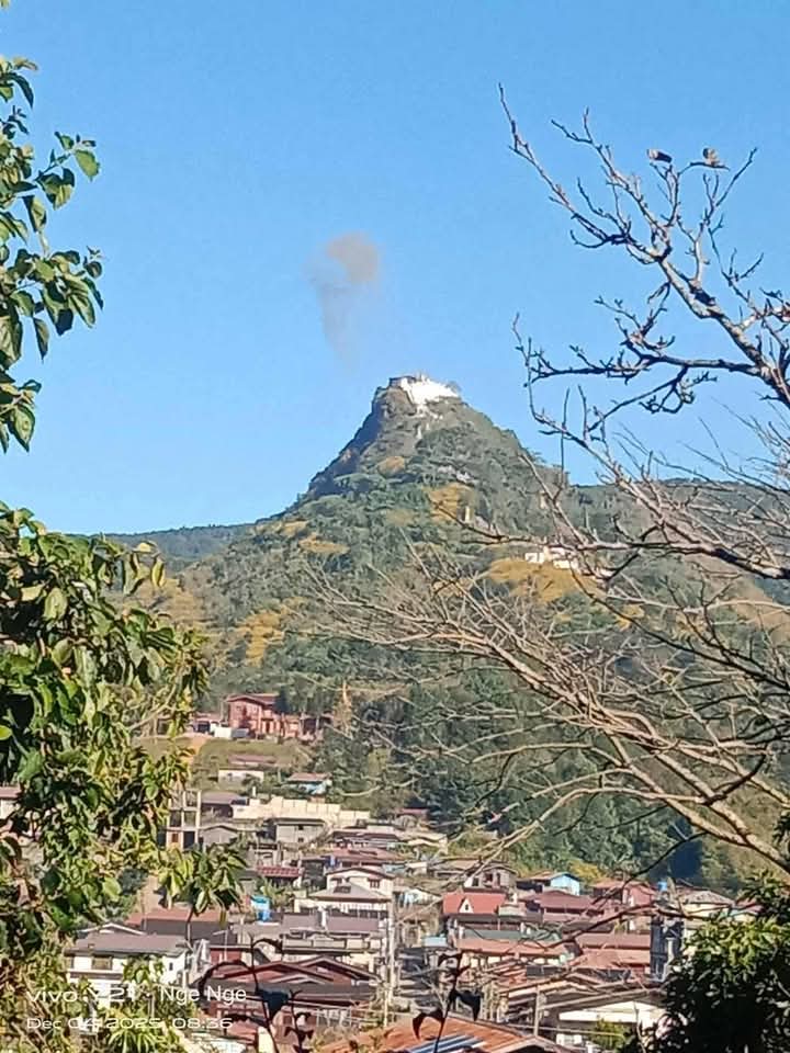 First reports of airstrikes on the town of Mogok. Junta forces returned to the town last week as part of a truce with the TNLA, but PDF resistance forces in the area have resisted their entry into town and heavy clashes have been ongoing for days